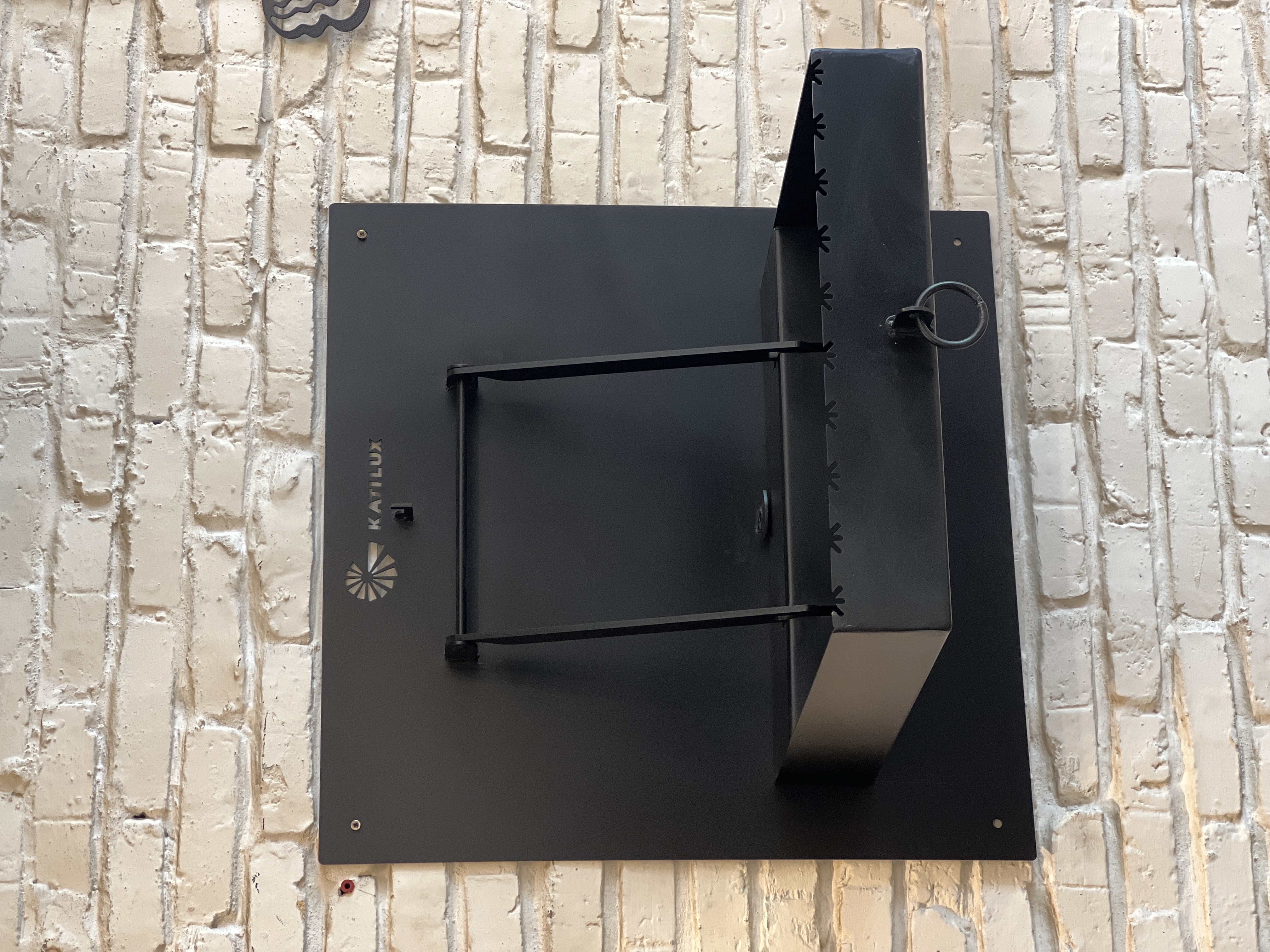 باربیکیو دیواری